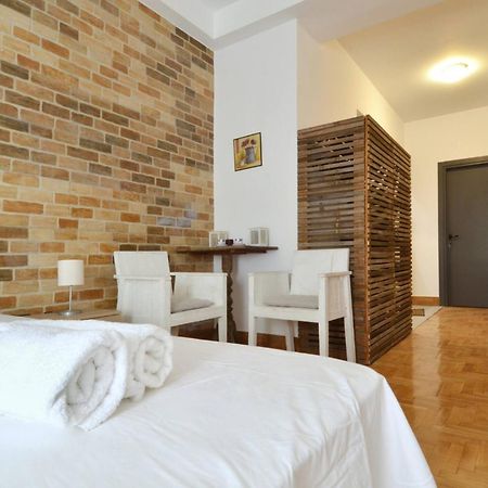 A Modern Rustic Cosy Apartment At The Foot Of Mount Lycabettus Aten Exteriör bild