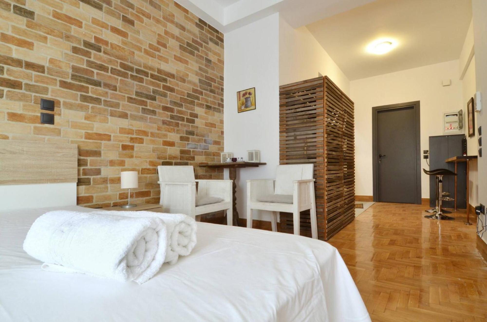 A Modern Rustic Cosy Apartment At The Foot Of Mount Lycabettus Aten Exteriör bild